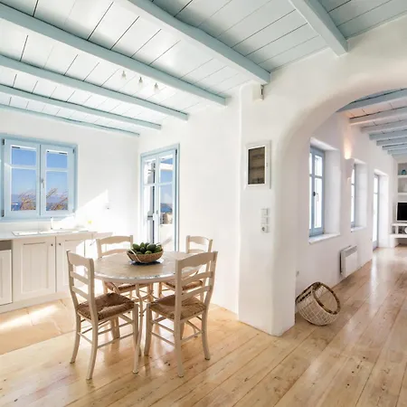 Azure Villa Paros Drios